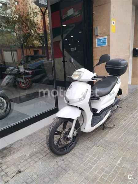 Peugeot Tweet 125 – Vista 8