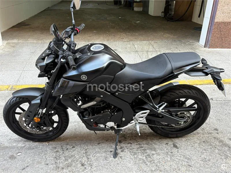 Yamaha MT-125 – Vista 4