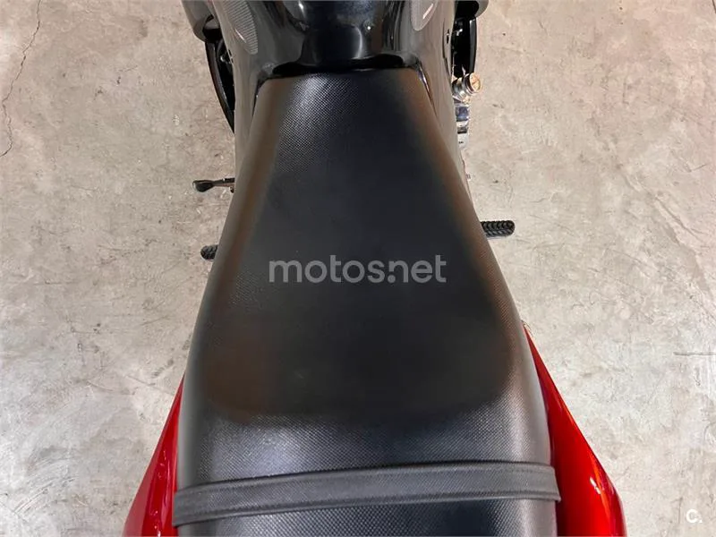 Kawasaki ZZR 1400 – Vista 19