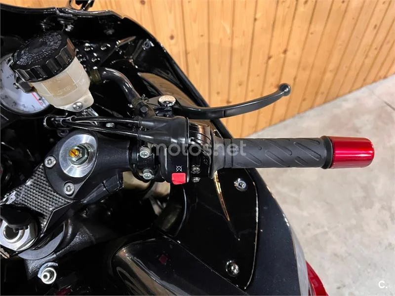 Kawasaki ZZR 1400 – Vista 22