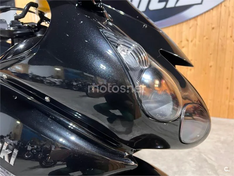 Kawasaki ZZR 1400 – Vista 28