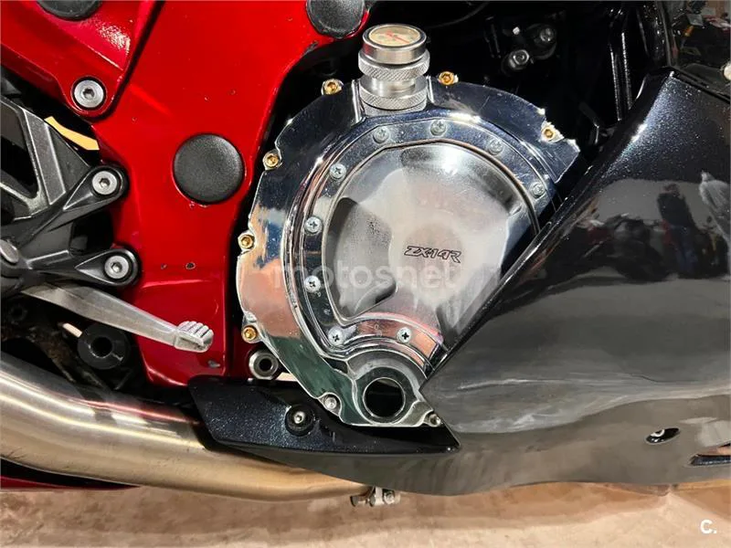 Kawasaki ZZR 1400 – Vista 46