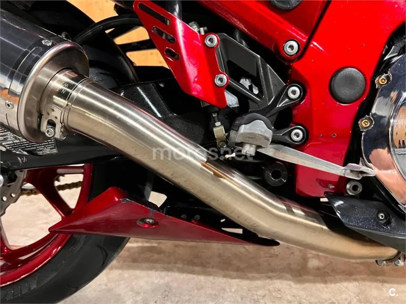 Kawasaki ZZR 1400 – Vista 47