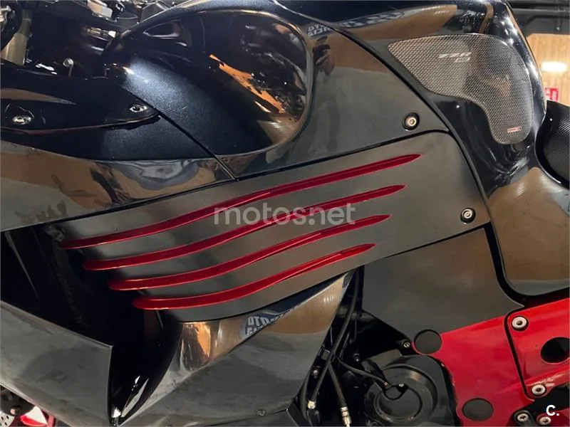 Kawasaki ZZR 1400 – Vista 63