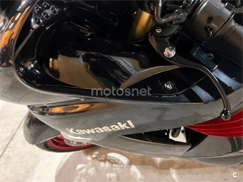 Kawasaki ZZR 1400 – Vista 67