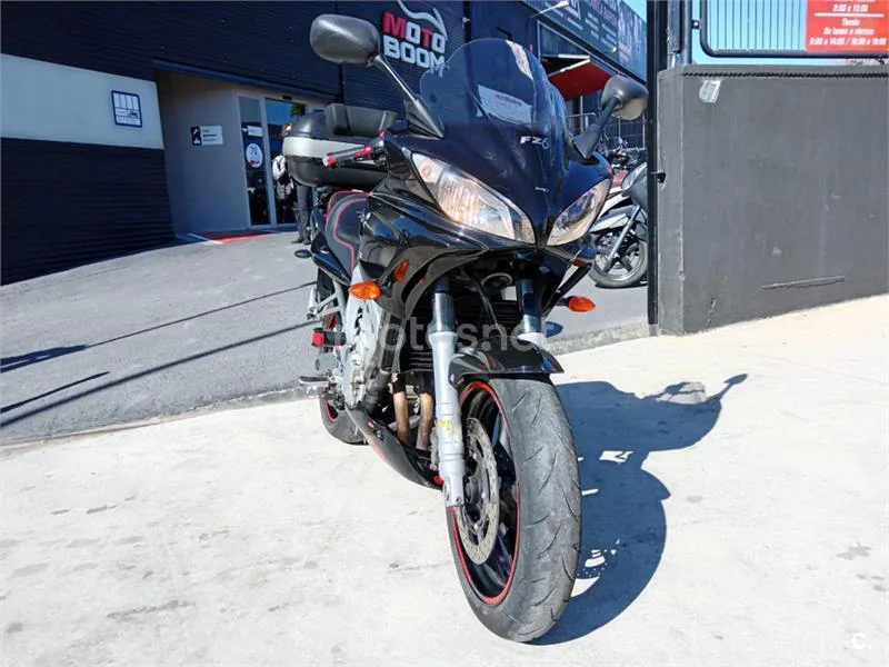 Yamaha FZ6 Fazer – Vista 4