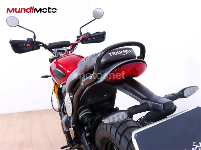 Triumph Scrambler 400 X – Vista 9
