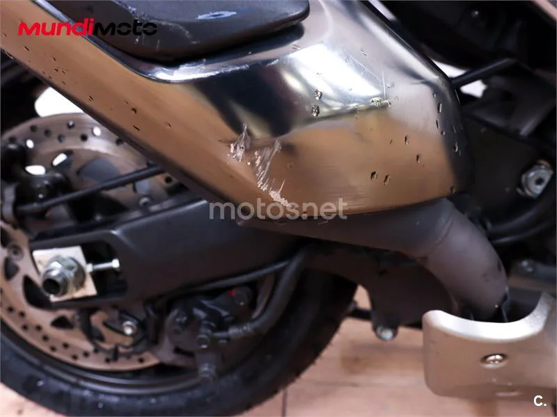Yamaha TMAX 530 – Vista 15