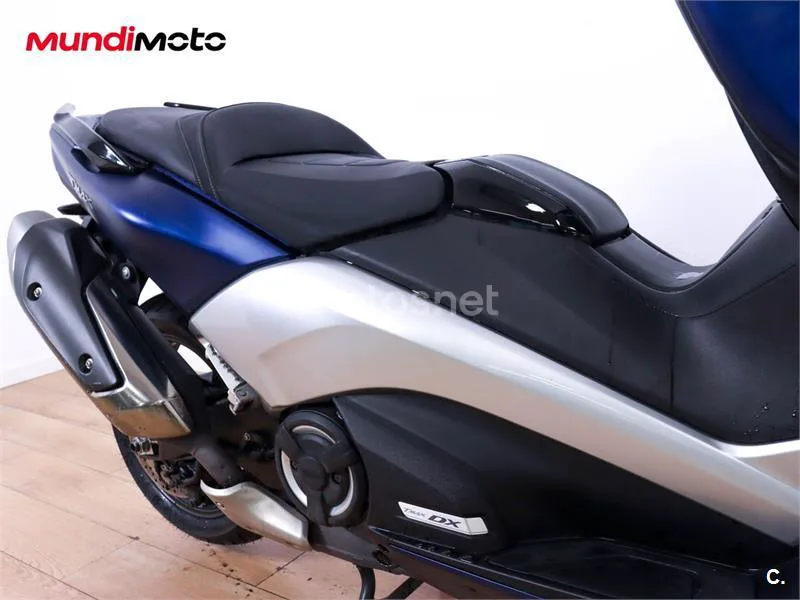Yamaha TMAX 530 – Vista 19