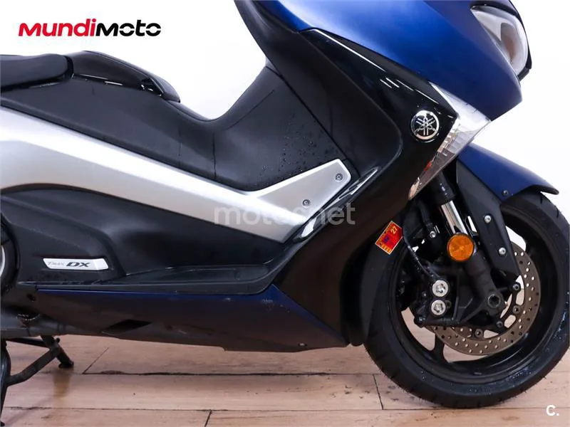 Yamaha TMAX 530 – Vista 20