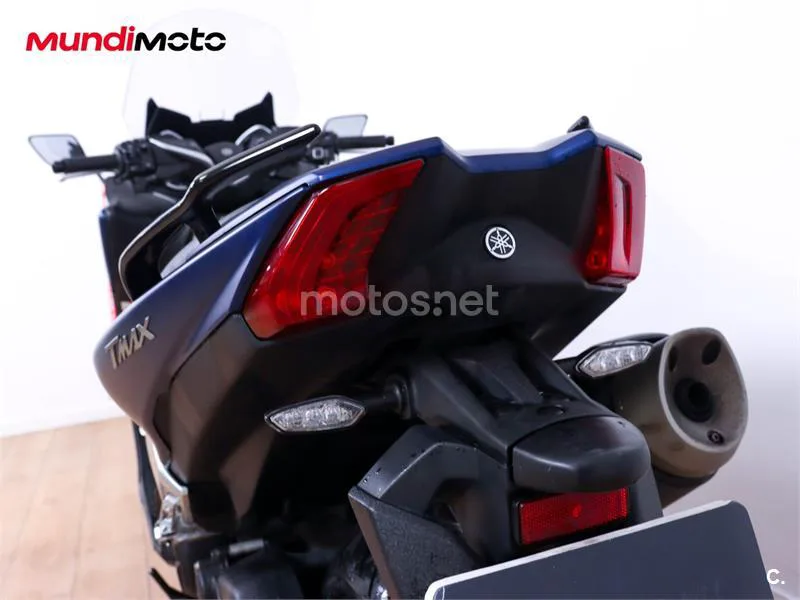 Yamaha TMAX 530 – Vista 9