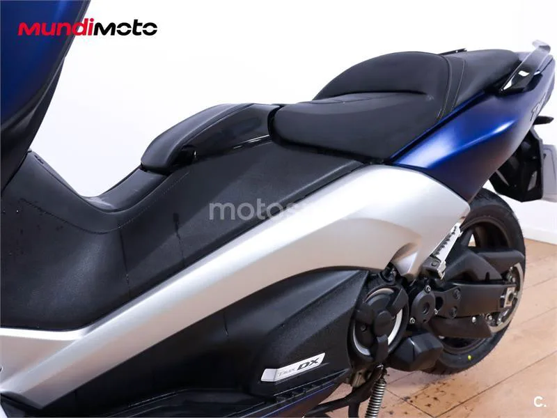 Yamaha TMAX 530 – Vista 10