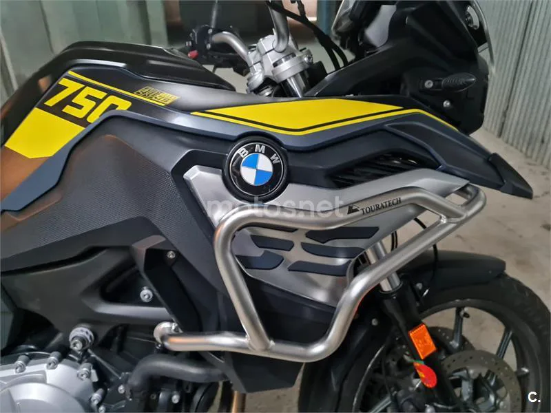 BMW F 750 – Vista 15