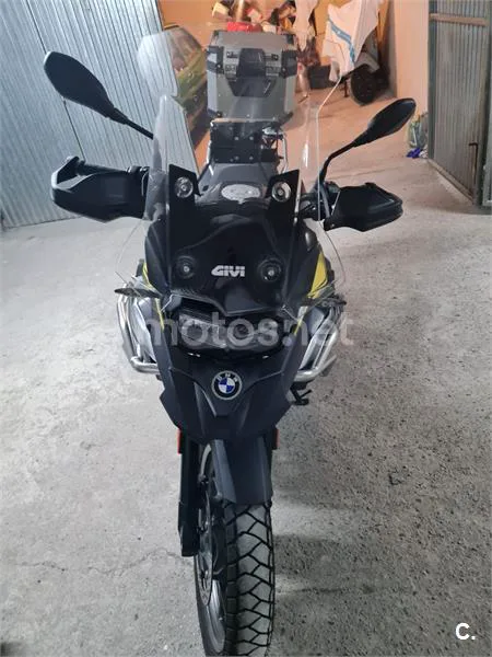 BMW F 750 – Vista 3