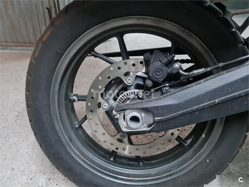 BMW F 750 – Vista 4