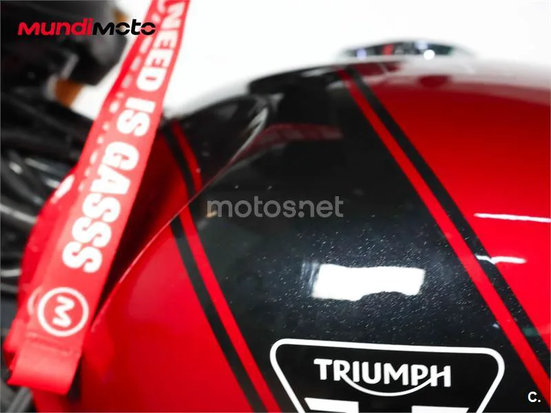 Triumph Scrambler 400 X – Vista 24