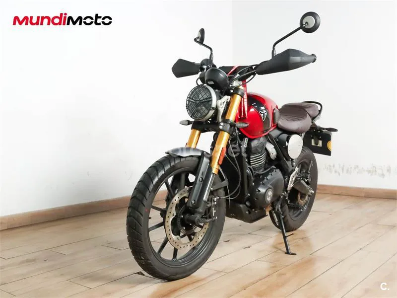 Triumph Scrambler 400 X – Vista 7