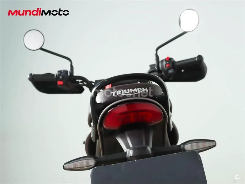 Triumph Scrambler 400 X – Vista 9
