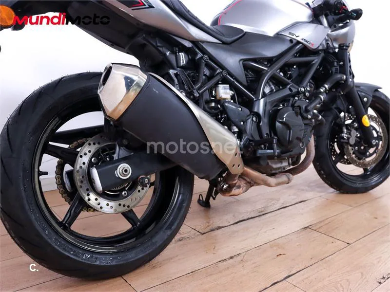 Suzuki SV 650 – Vista 4