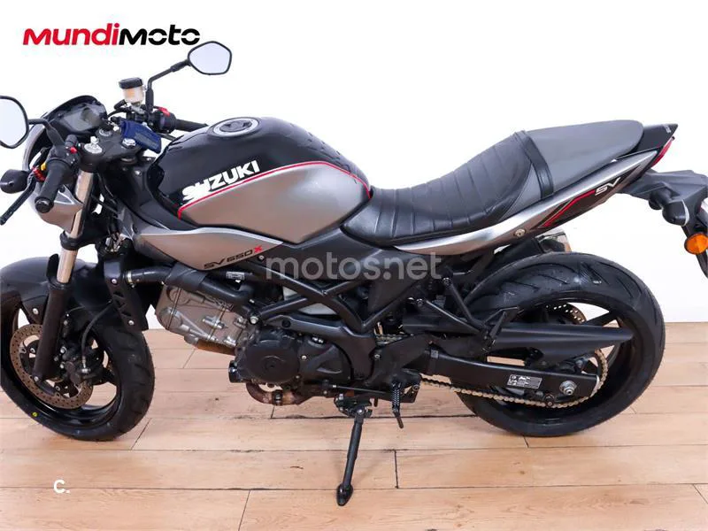 Suzuki SV 650 – Vista 6