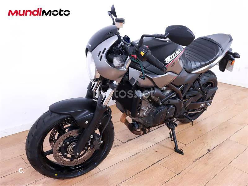 Suzuki SV 650 – Vista 7