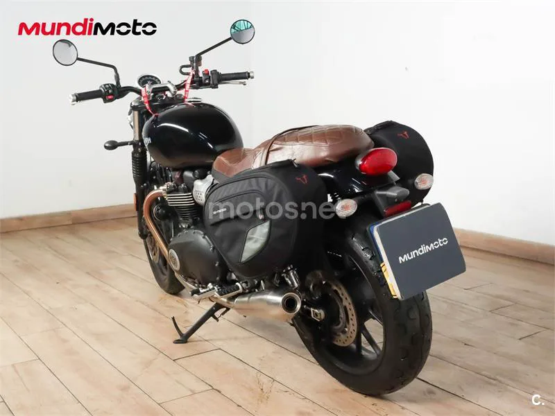 Triumph Street Twin – Vista 8