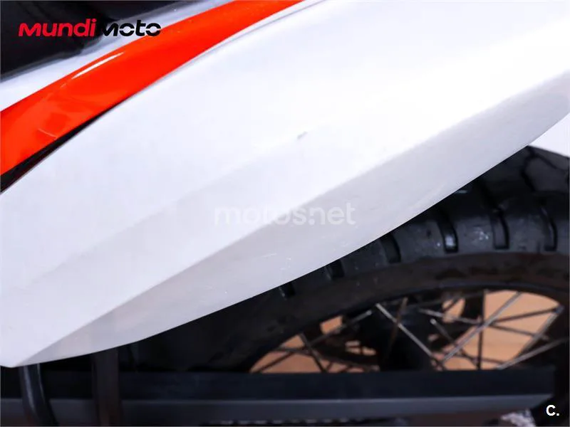 KTM 790 – Vista 20