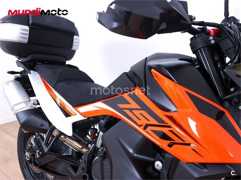 KTM 790 – Vista 31