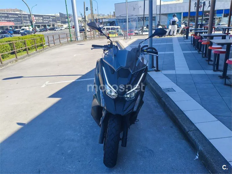 Kymco DTX 125 – Vista 2