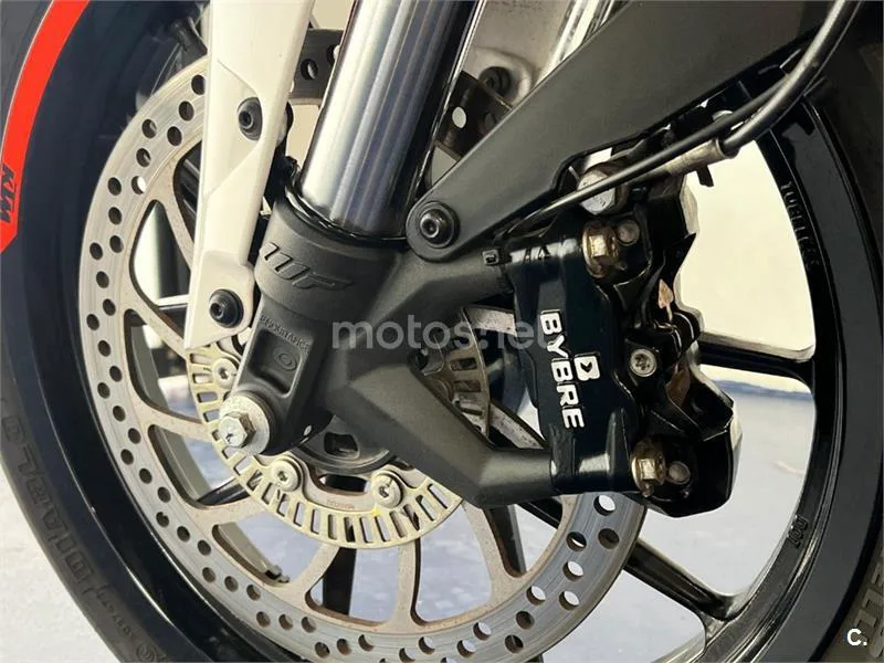 KTM 125 – Vista 36