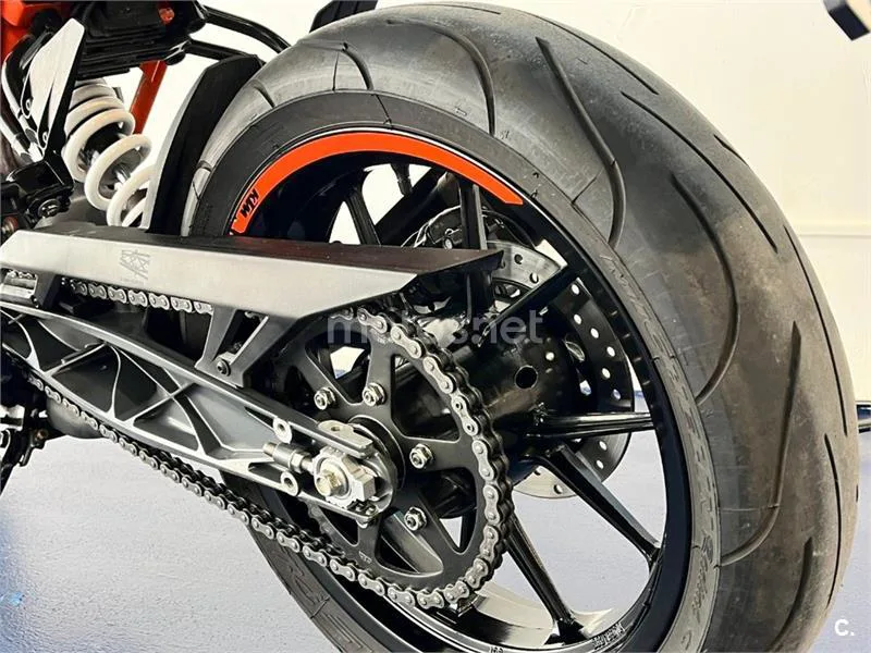 KTM 125 – Vista 42