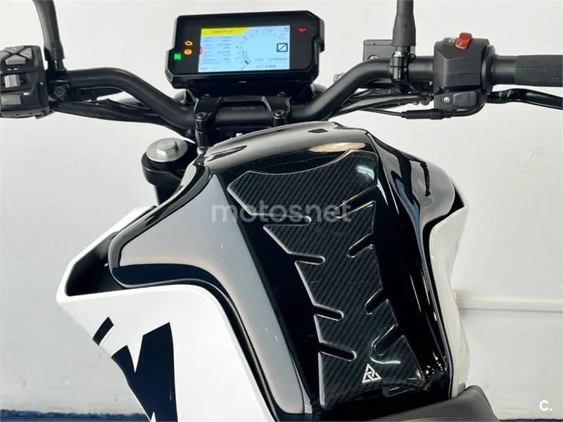 KTM 125 – Vista 55