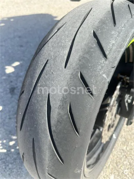 Kawasaki Z900 – Vista 6