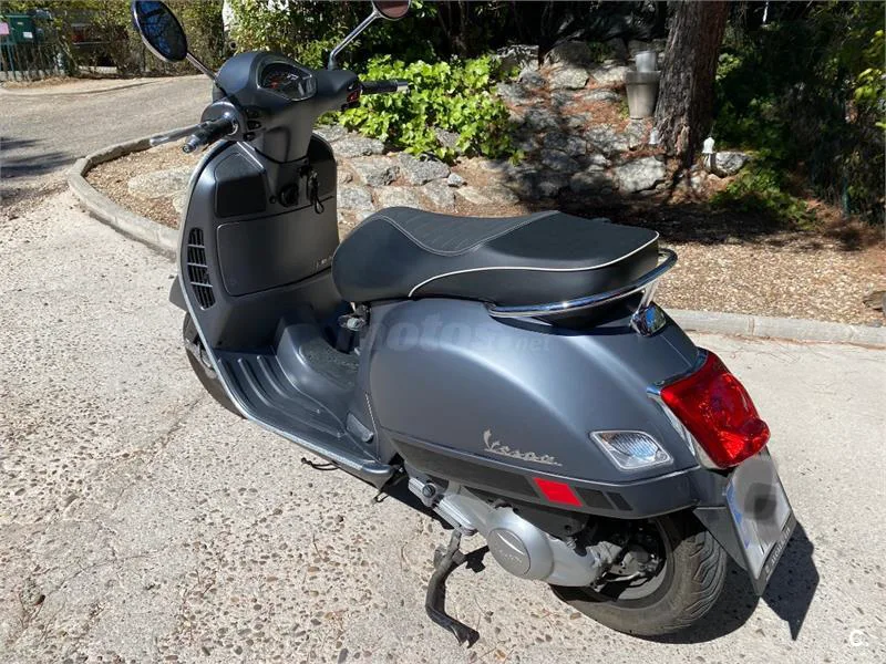 Vespa GTS 300 ie SuperSport – Vista 4