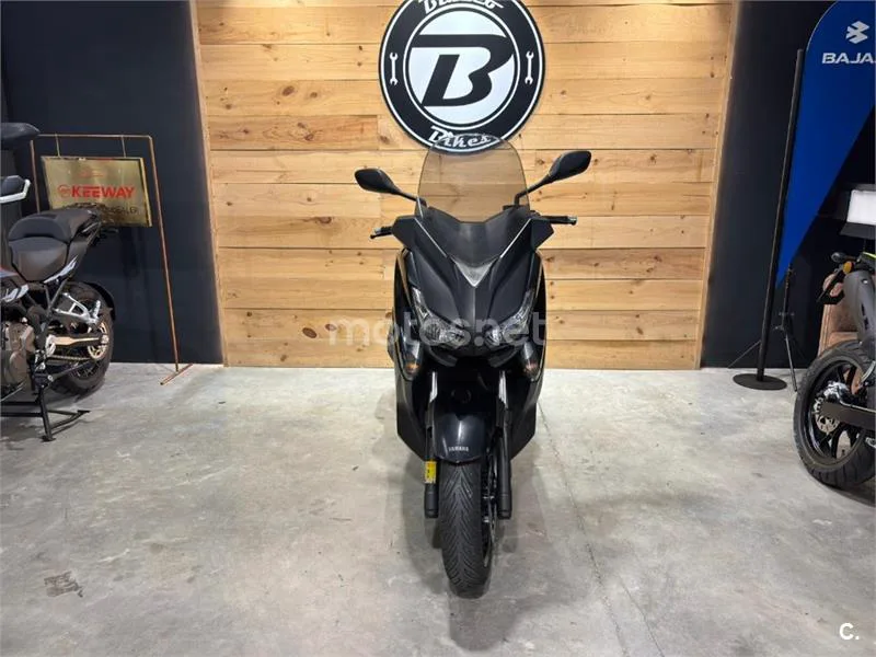 Yamaha XMAX 400 – Vista 14