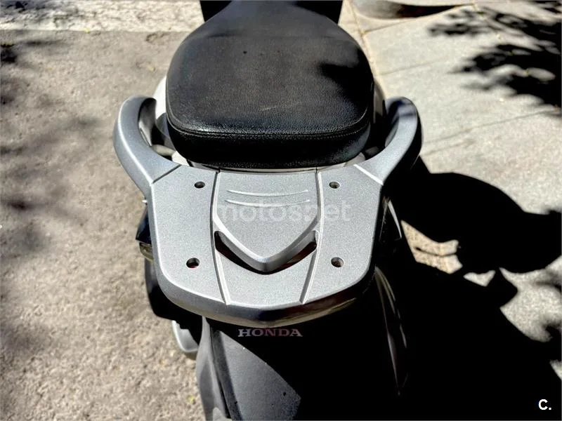 Honda SH 125i – Vista 13
