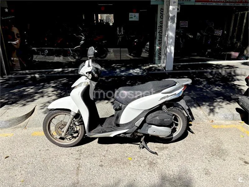 Honda SH 125i – Vista 6
