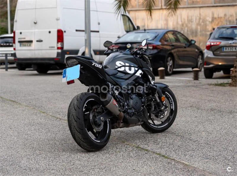 Suzuki GSX-S750 – Vista 4