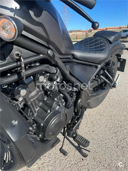 Honda CMX500 Rebel – Vista 8