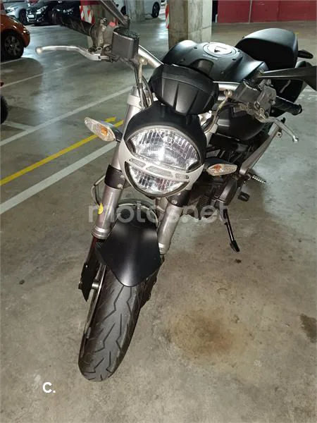 Ducati Monster 696+ ABS – Vista 3