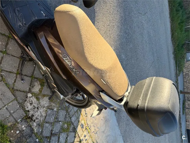 Peugeot TWEET 125 – Vista 4