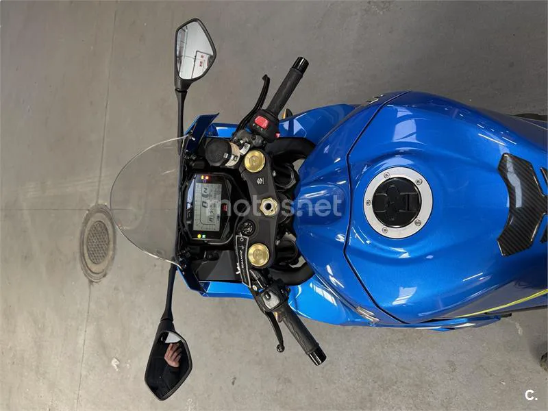 Suzuki GSX R1000 – Vista 9