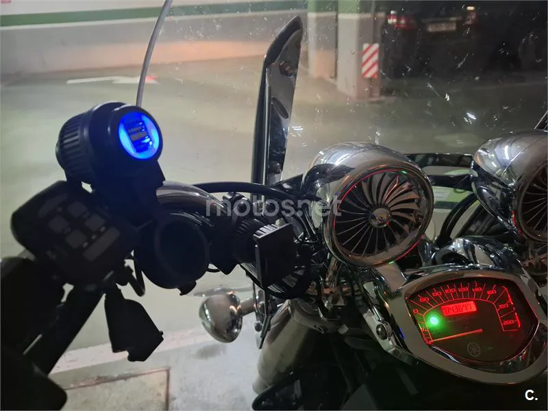 Yamaha XVS 1300 A Midnight Star – Vista 5