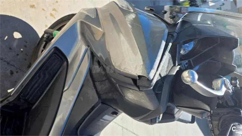 Kymco Grand Dink 300 – Vista 6