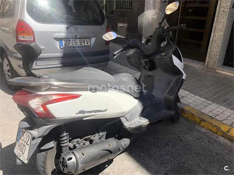 Kymco Super Dink 125i – Vista 5