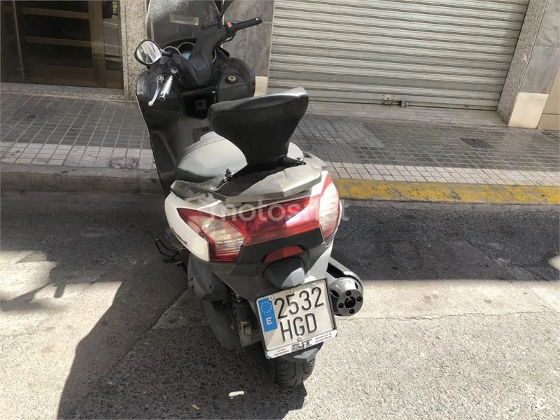 Kymco Super Dink 125i – Vista 6
