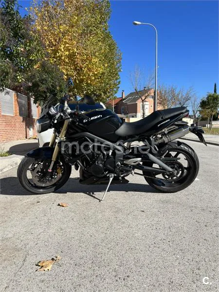 Triumph Street Triple – Vista 2