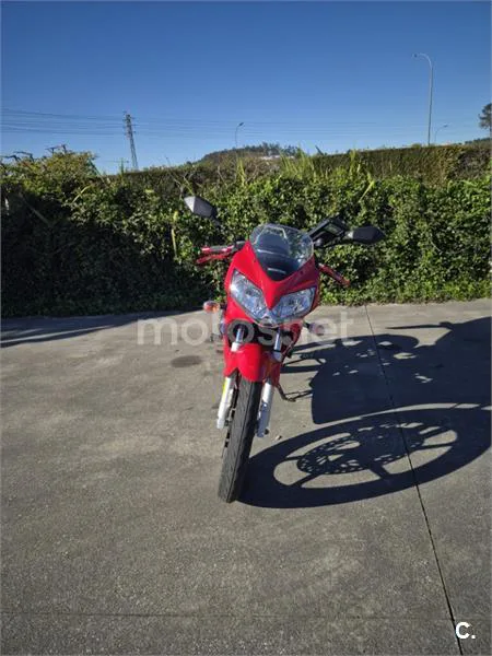 Honda CBR 125R – Vista 2