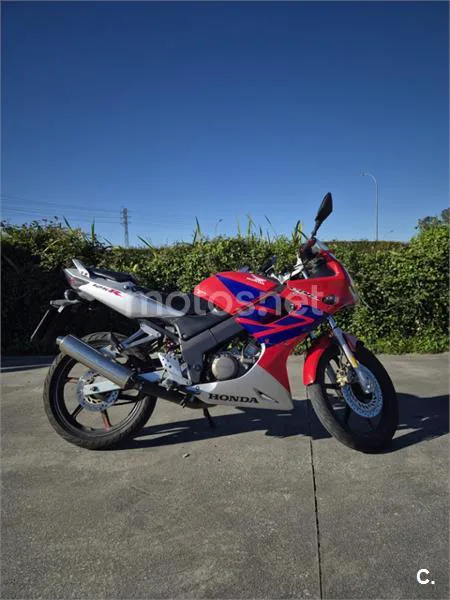 Honda CBR 125R – Vista 3