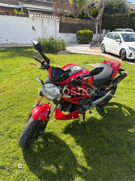 Ducati Monster 696 – Vista 5